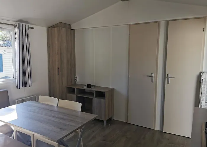 Village De L'ostriconi 3 Etoiles Camping Palasca (Corsica)